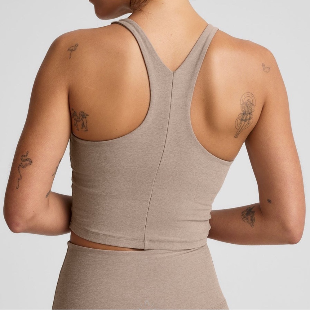 Beyond Yoga Spacedye Refocus Cropped Tank with Shelf Bra Birch Heather Beige XS - Picture 2 of 8